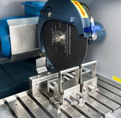 Favorable alineación automática del laser de la máquina del atajo Beta300 y un banco de trabajo más grande