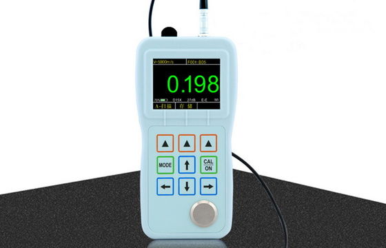 Resolución 0.001m m de la pantalla del metro OLED de Echo Mode Ultrasonic Thickness Gauge